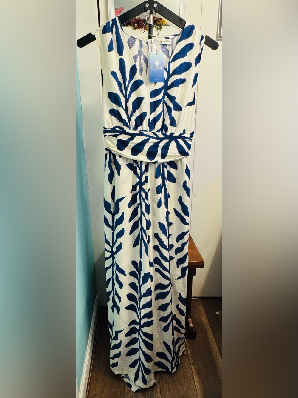 CUPSHE Blue Cream Tropical Wide Leg Jumpsuit Romper Small NWT - Picture 10 of 10